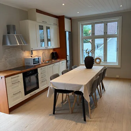 Large And Central Apartament